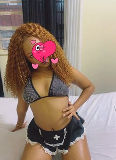 Rubby - puta in Nairobi Photo 6 of 6