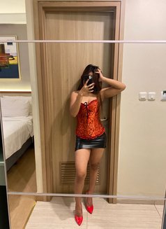 Rubby - masseuse in Jakarta Photo 4 of 4