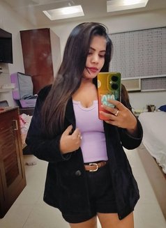 Rubhi - escort in Gurgaon Photo 1 of 4