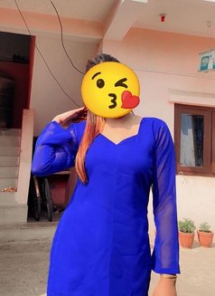 Rubi Escort South Delhi Incall Outcall - escort in New Delhi Photo 2 of 5