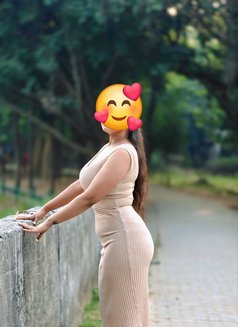 Rubina Singh Cam and real meet - puta in New Delhi Photo 1 of 4