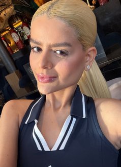 Ruby - escort in Dubai Photo 7 of 17