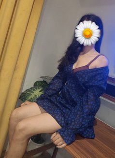 Ruby (Cam & Meet) - puta in New Delhi Photo 5 of 6