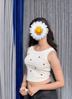 Ruby (Cam & Meet) - puta in Noida Photo 9 of 9