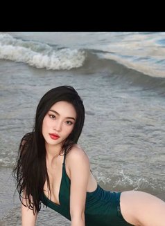 Ruby - escort in Bangkok Photo 4 of 5