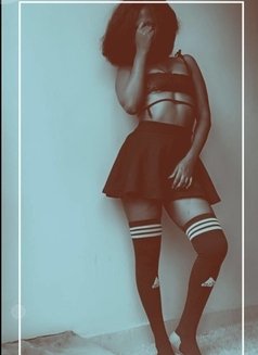 Ruby - escort in Bangalore Photo 2 of 4