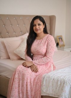 Ruby.Dubai silicon oasis - puta in Dubai Photo 10 of 14