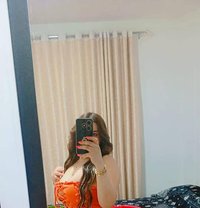 Ruby - escort in Cairo