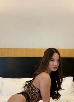 Ruby - escort in Dubai Photo 5 of 6