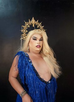 Ruby Grand - Acompañante masculino in Manila Photo 6 of 6