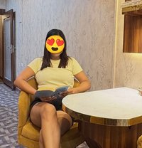Fully hand cash service available - escort in Kathmandu