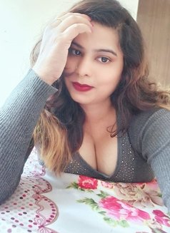 Ruby - escort in Ahmedabad Photo 1 of 1