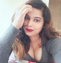 Ruby - puta in Ahmedabad
