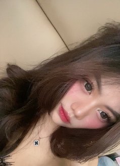 Ruby - escort in Jakarta Photo 2 of 4