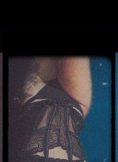 Ruby - puta in Nairobi Photo 1 of 3