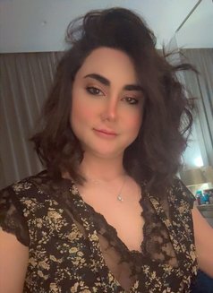 Ruby روبي - Transsexual escort in Dubai Photo 13 of 14