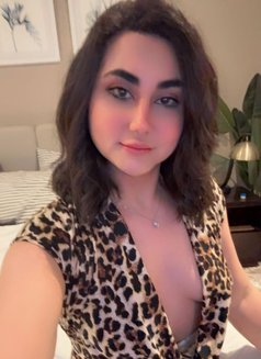 Ruby روبي - Transsexual escort in Dubai Photo 14 of 14