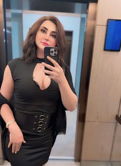 Ruby روبي - Transsexual escort in Dubai Photo 14 of 16