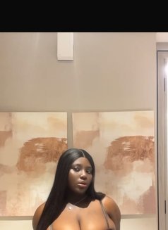 Ruby Lucy - escort in Dubai Photo 3 of 7
