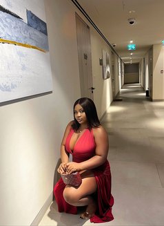Ruby Lucy - escort in Dubai Photo 5 of 7