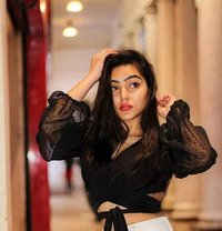 Ruby - escort in Karāchi