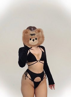 RUBY - escort in Bangkok Photo 2 of 2