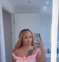 Ruby - puta in Noida Photo 1 of 5