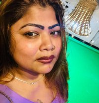 Ruby Singh - puta in Pune