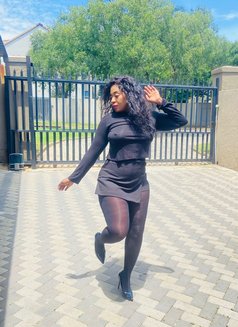 Ruby - Masajista in Johannesburg Photo 3 of 5