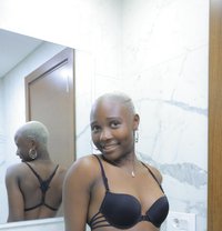 Ruby - escort in Beirut Photo 8 of 12