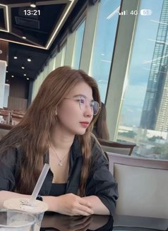 Ruby - escort in Dubai Photo 2 of 5