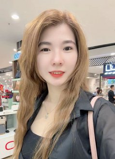 Ruby - escort in Dubai Photo 3 of 5