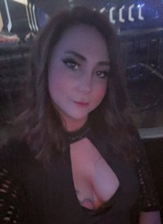 Rubydoll - Transsexual escort in Dubai Photo 4 of 6