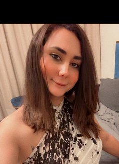 Rubydoll - Transsexual escort in Dubai Photo 8 of 8