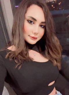 Rubydoll - Transsexual escort in Dubai Photo 4 of 12
