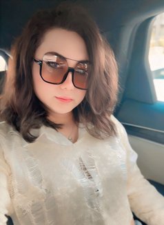 Rubydoll - Acompañantes transexual in Dubai Photo 7 of 11