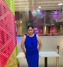 Riya Sharma - puta in Gurgaon Photo 2 of 3
