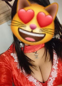 Ruchi - escort in Chandigarh Photo 3 of 3