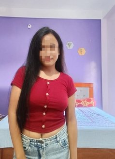 Ruchi - escort in Gurgaon Photo 2 of 3