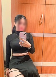 Shanaya - escort in Noida Photo 2 of 3