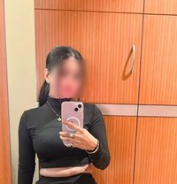 Shanaya - puta in Noida Photo 1 of 2