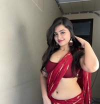 Ruchi Sharma - escort in Mumbai Photo 1 of 4