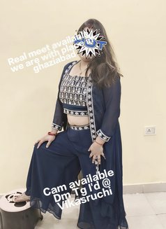 Ruchi Singh - Male escort in Ghaziabad Photo 3 of 4