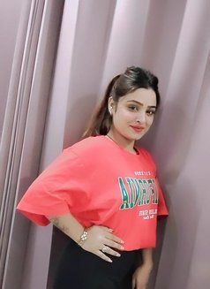 RUCHIKA 70423 ESCORTS 05580 SERVICE - escort in Gurgaon Photo 3 of 5