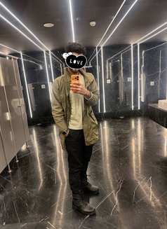 Rudil - Male escort in New Delhi Photo 5 of 5