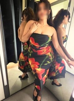 Rudra Escorts🧩Providing Quality Service - puta in Bangalore Photo 4 of 7