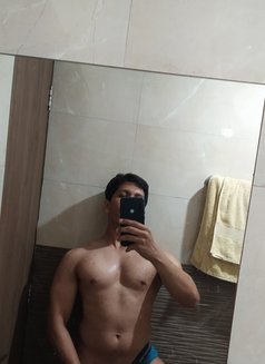 Rudra - Male escort in Mumbai Photo 2 of 10