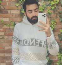 Rudra Singh - Acompañantes masculino in Patna