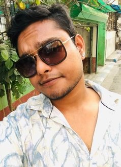 NeilB30 - Acompañantes masculino in Kolkata Photo 4 of 10