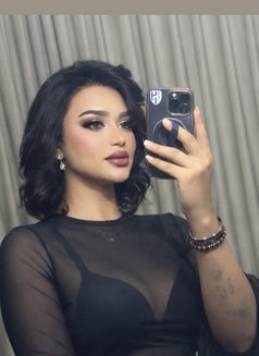 العمه رودي - Transsexual adult performer in Riyadh Photo 5 of 6